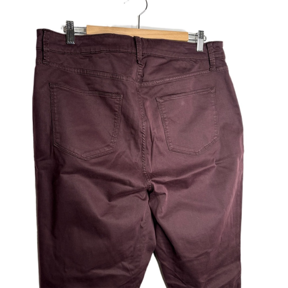 Universal Thread Maroon High Rise Jegging - Picture 4 of 11